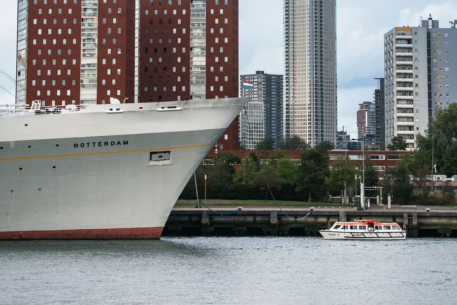 Rotterdam ontdekken vanaf het water.